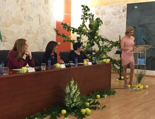 Cristina Mariscal y Juan Manuel Ortiz (profesionales de Enfermería) reciben un reconocimiento del Ayuntamiento de Ojén (Málaga)