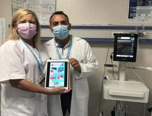 Enfermeras del Hospital Regional de Málaga, finalistas de los premios ‘Enfermería en desarrollo’ por su aplicación móvil «Cuidaven»