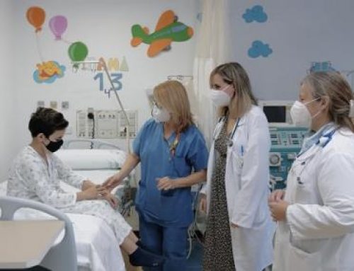 Profesionales del Hospital Materno Infantil de Málaga elaboran vídeos para mejorar el cuidado del paciente pediátrico en hemodiálisis